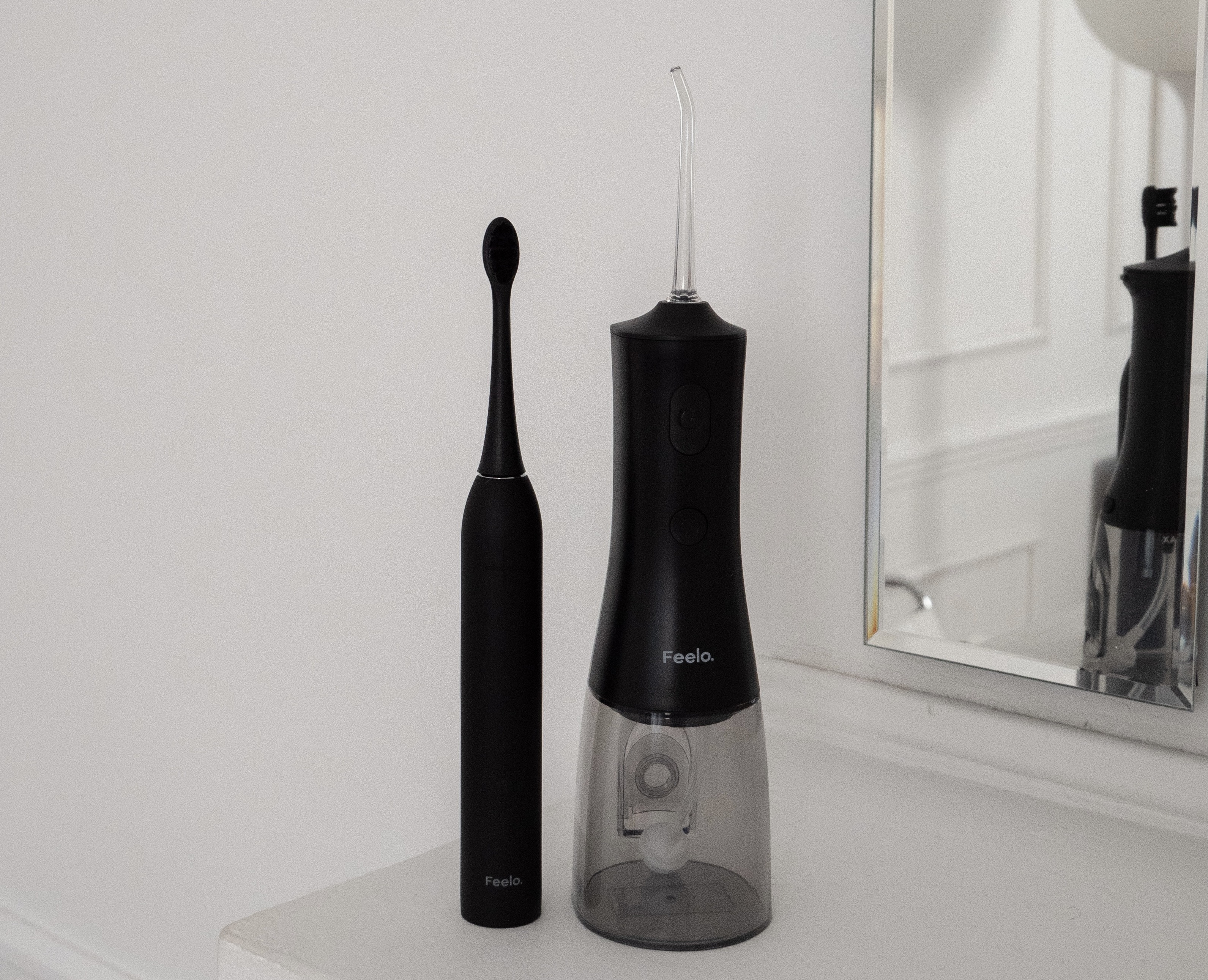 Zestaw Feelo PRO PREMIUM Black szczoteczka soniczna i irygator do zębów 22_1